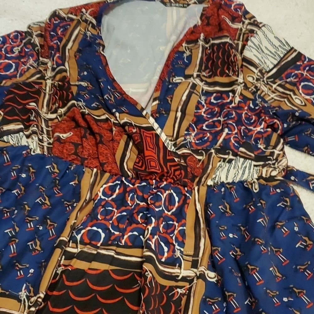 ❣️Shein multi color long sleeve dress - Picture 5 of 9